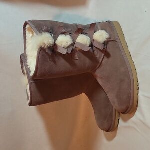 Purple/ Beige Koolaburra boots size 9